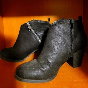 Report black booties